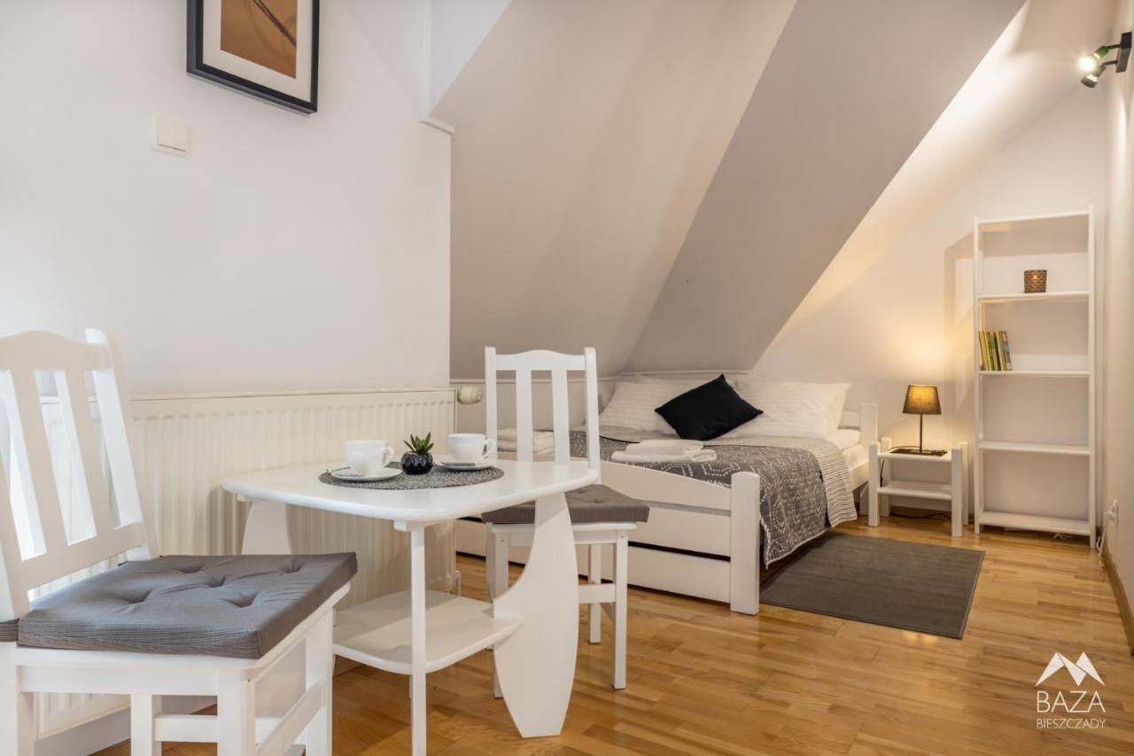 Apartamento Baza Bieszczady Ustrzyki Dolne Exterior foto